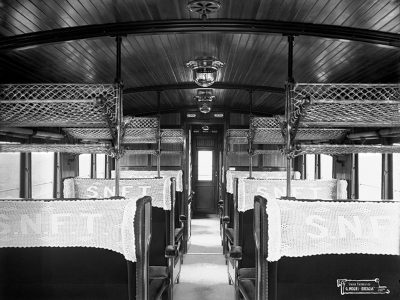 1911. Come appariva l’allestimento dell’interno dei vagoni passeggeri dei treni che transitavano lungo la tratta Iseo-Edolo
